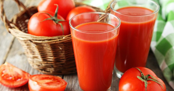 Nước ép cà chua, những ai không nên uống Nước ép cà chua, những ai không nên uống