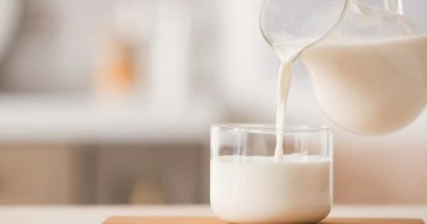 Bí Quyết Sức Khỏe: 5 Lợi Ích Vàng Khi Uống Sữa Hàng Ngày