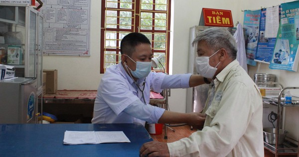 Ninh Bình: Y tế cơ sở là 'người gác cổng' sức khỏe cho nhân dân
