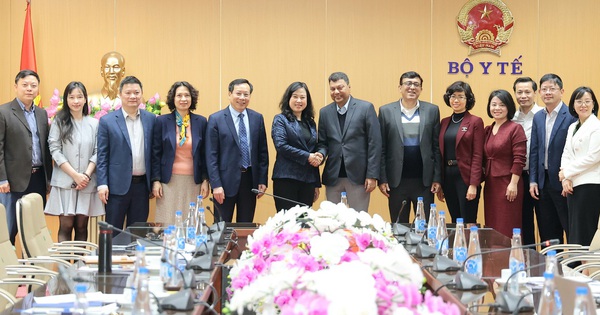 Gallery - Bộ trưởng Đào Hồng Lan tiếp Quyền Giám đốc Chương trình Làng trẻ em SOS Quốc tế