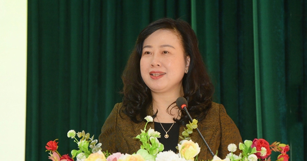 Gallery - Tiếp xúc cử tri tại Bắc Ninh: Bộ trưởng Đào Hồng Lan lắng nghe ý kiến cử tri