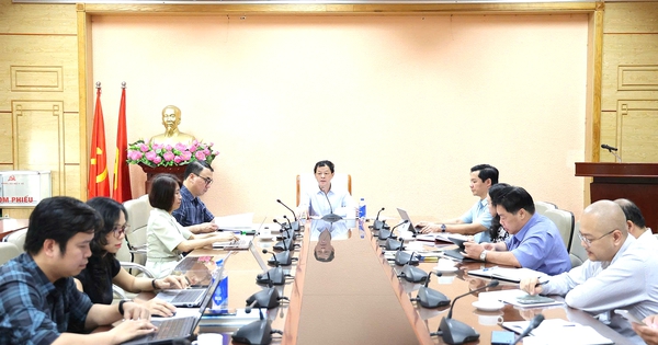 Gallery - Bộ Y tế thúc đẩy chuyển đổi số Y tế: Không để công nghệ làm chậm tiến trình