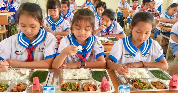 Nhân rộng mô hình bữa ăn học đường trong chương trình sức khỏe 2026-2035