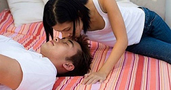  Quan hệ xong bị tê tay : Nguyên nhân, triệu chứng và cách điều trị