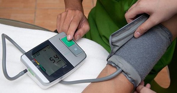 Làm thế nào để xác định chính xác và đo lường huyết áp kẹt?
