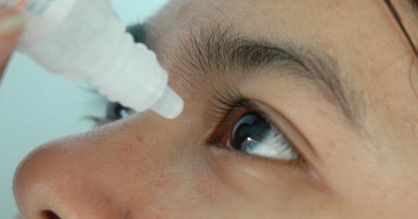 Thuốc nhỏ mắt atropin có khả năng điều trị cận thị không?

