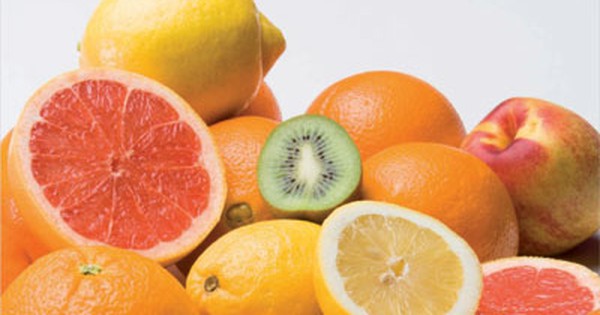 Cách uống vitamin C để tối ưu hóa tác dụng của kháng sinh?
