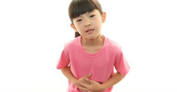 Trẻ em hoạt động hàng ngày như thế nào có thể gây đau dạ dày?
