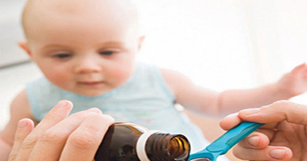 Nên tìm hiểu về thành phần của thuốc ho trước khi sử dụng cho bé 6 tháng tuổi.