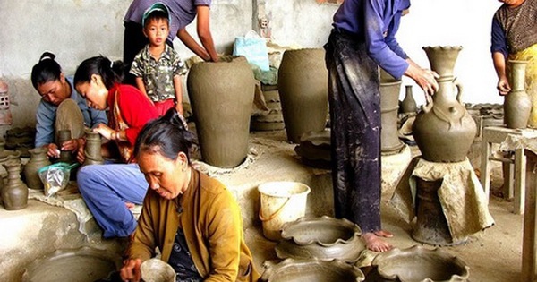 Giữ Nét Xuân Làng Gốm