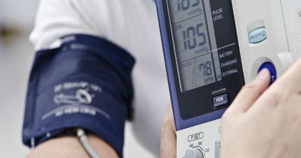 Máy đo huyết áp điện tử có độ bền cao và sử dụng được trong thời gian dài không?