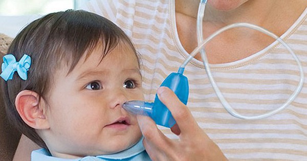 Hút mũi thường xuyên cho con, thói quen xấu của nhiều mẹ bỉm sữa