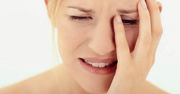 Có phương pháp nào để giảm đau và ê buốt sau khi lấy cao răng?
