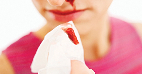Nguyên nhân gây chảy máu mũi màu đen là gì?
