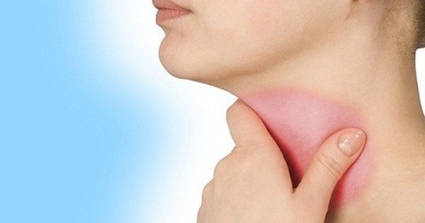 Làm thế nào để giảm đau họng sau khi nói nhiều?
