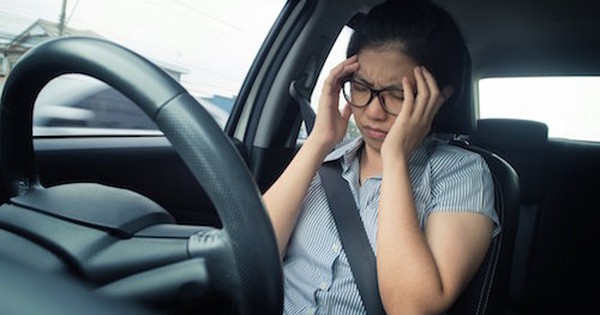 Tại sao đi ô tô riêng cũng chóng mặt?