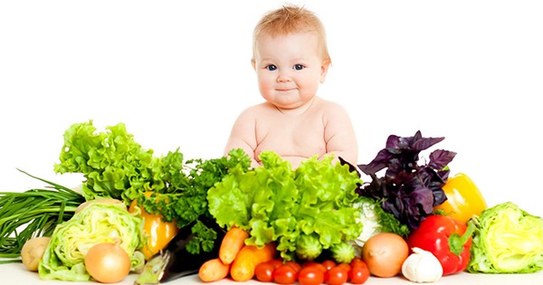 Những chú ý dinh dưỡng cho trẻ từ 7 tháng tuổi