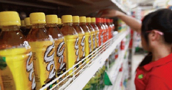 Tạm dừng lưu thông 3 lô sản phẩm trà xanh hương chanh C2, nước tăng lực hương dâu Rồng đỏ