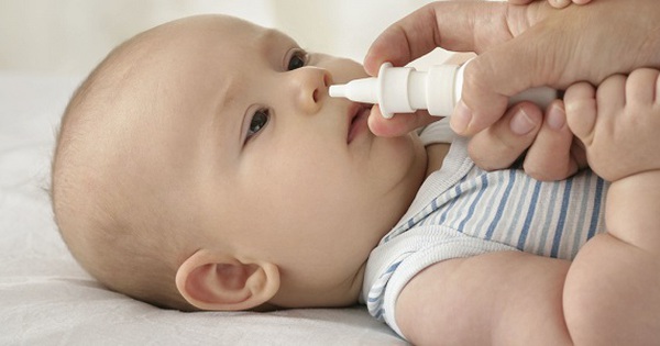 Độ tuổi nào là phù hợp cho trẻ em sử dụng thuốc xịt chống nghẹt mũi?