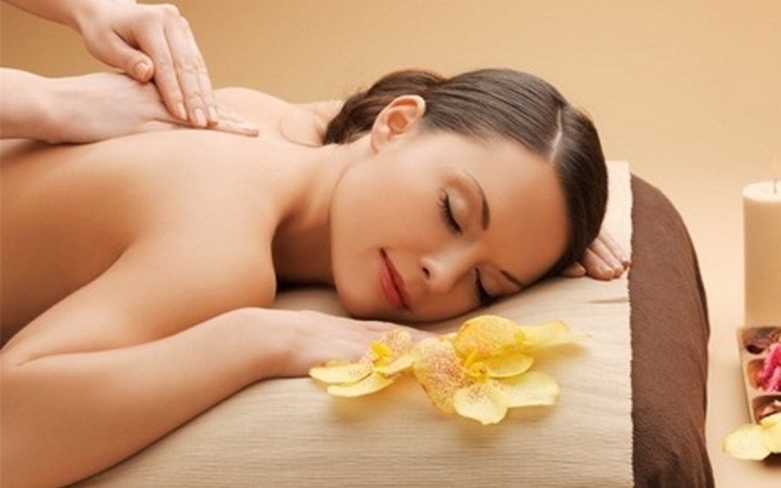 Một số liệu trình bấm huyệt chữa mất ngủ tại nhà dễ thực hiện